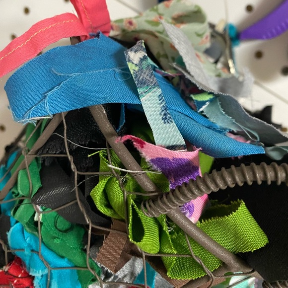 Gallon size bag of scraps - Picture 2 of 2